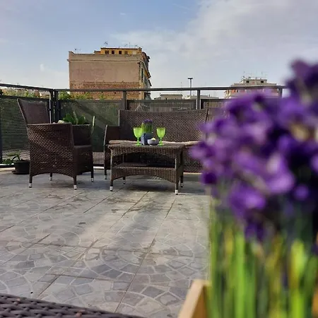 Vic Pigneto, Luxury House Terrace Lägenhet