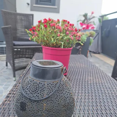 Vic Pigneto, Luxury House Terrace Apartmán